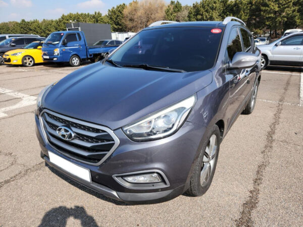 HYUNDAU TUCSON 2